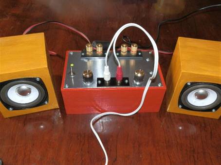 ����, �d�q�@��, �e�[�u��, �ؐ� ���܂܂�Ă���摜

�����I�ɐ������ꂽ����