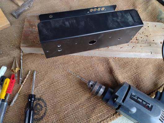 ����, �e�[�u��, ����, ������� ���܂܂�Ă���摜

�����I�ɐ������ꂽ����