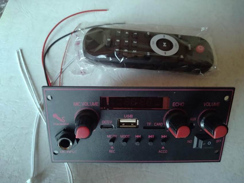 �Ԃ̃X�e���I

AI �ɂ���Đ������ꂽ�R���e���c�͊Ԉ���Ă���\��������܂��B