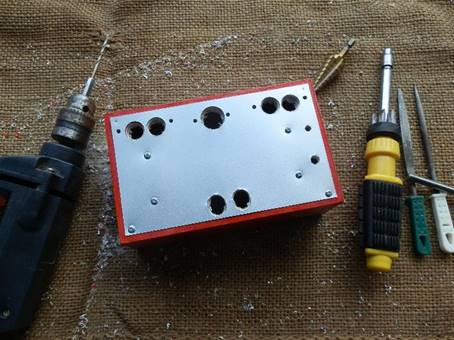 ������, �e�[�u��, ����, ������� ���܂܂�Ă���摜

�����I�ɐ������ꂽ����