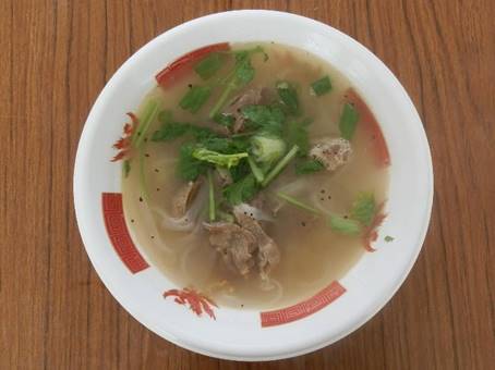 �M�̏�ɂ���X�[�v

�����I�ɐ������ꂽ����