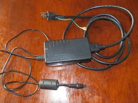 �e�[�u��, ���]��, �ؐ�, �R���s���[�^ ���܂܂�Ă���摜

�����I�ɐ������ꂽ����