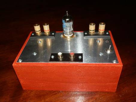 �e�[�u��, ����, �J�E���^�[, �L�b�`�� ���܂܂�Ă���摜

�����I�ɐ������ꂽ����