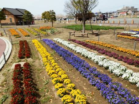 �S���𑖂��Ă��鐔�X�̌���

�����x�̐��x�Ŏ����I�ɐ������ꂽ����