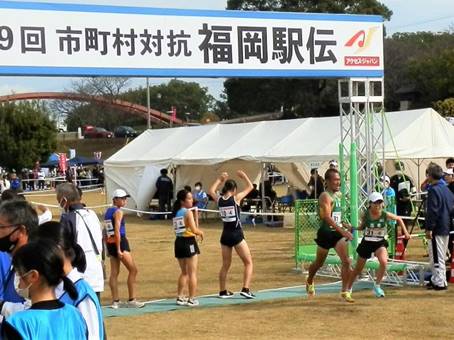 ���O, �l, ��, �L�� ���܂܂�Ă���摜

�����I�ɐ������ꂽ����