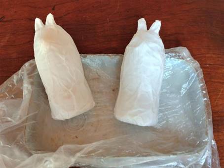 ����, �e�[�u��, �H�i, �v���X�`�b�N ���܂܂�Ă���摜

�����I�ɐ������ꂽ����