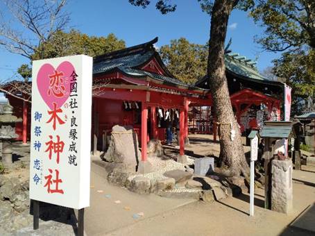 ���O, ����, �L��, ��~ ���܂܂�Ă���摜

�����I�ɐ������ꂽ����