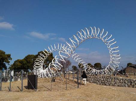 ���O, ��, �V�}�E�}, �t�B�[���h ���܂܂�Ă���摜

�����I�ɐ������ꂽ����