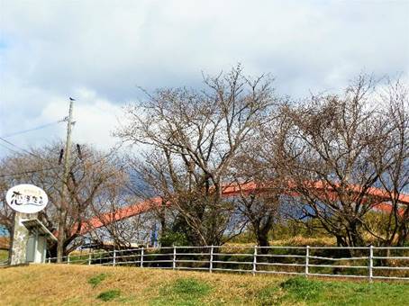 �؂̃t�F���X

�Ⴂ���x�Ŏ����I�ɐ������ꂽ����