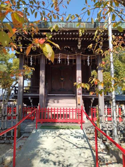 ����, ���O, ����, �t�����g ���܂܂�Ă���摜

�����I�ɐ������ꂽ����