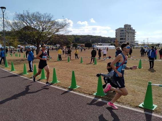 ���O, �l, ���O, �� ���܂܂�Ă���摜

�����I�ɐ������ꂽ����