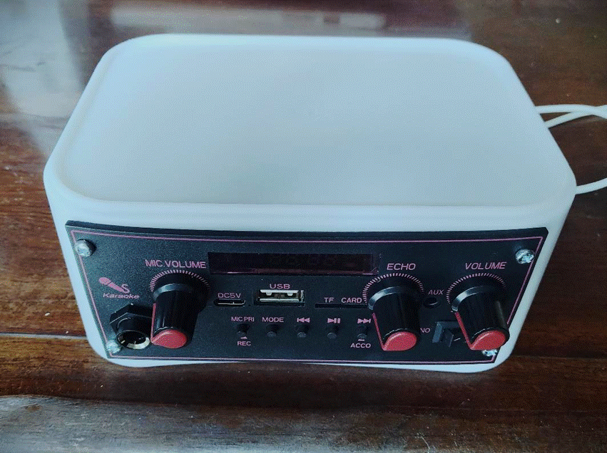 �Ԃ̃X�e���I

AI �ɂ���Đ������ꂽ�R���e���c�͊Ԉ���Ă���\��������܂��B