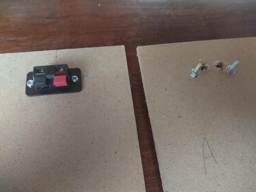 ����, �e�[�u��, ����, �j ���܂܂�Ă���摜

AI �����R���e���c�͌����܂މ\��������܂��B