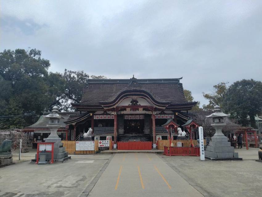 �����̑O�̉�

AI �����R���e���c�͌����܂މ\��������܂��B